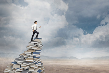 南通站和南通西站的区别