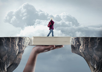 普宁市广太镇政府到高铁站有多少公里