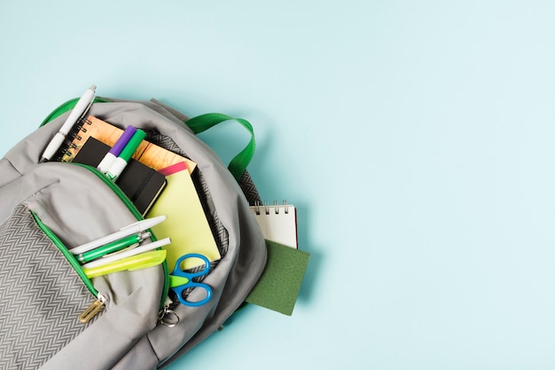 南通站和南通西站的区别